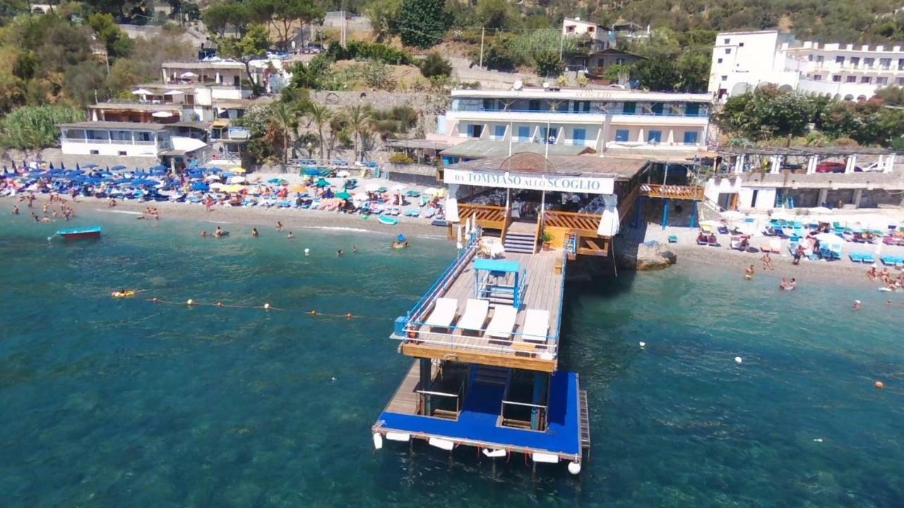 罗司考格里奥酒店 Marina del Cantone 外观 照片